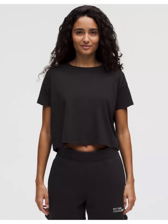 lululemon athletica Tops - Lululemon Cates T-shirt in Black Size 2